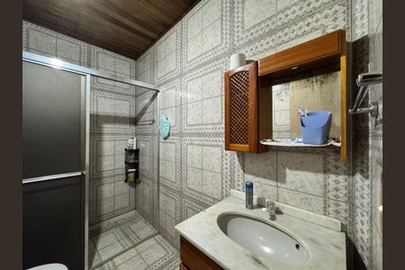 Casa para alugar com 110m², 3 quartos e 3 vagasBanheiro