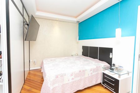 Casa à venda com 326m², 4 quartos e 2 vagas Casa à venda com 326m², 4 quartos e 2 vagasSuíte 3