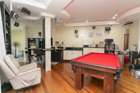 Casa à venda com 326m², 4 quartos e 2 vagas Casa à venda com 326m², 4 quartos e 2 vagasSala 2