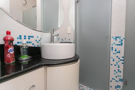 Casa à venda com 326m², 4 quartos e 2 vagas Casa à venda com 326m², 4 quartos e 2 vagasBanheiro Social