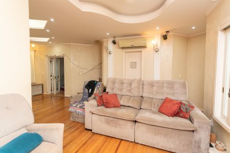 Casa à venda com 326m², 4 quartos e 2 vagas Casa à venda com 326m², 4 quartos e 2 vagasSala 1