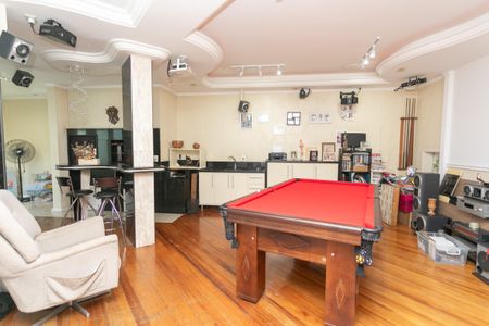 Casa à venda com 326m², 4 quartos e 2 vagas Casa à venda com 326m², 4 quartos e 2 vagasSala 2