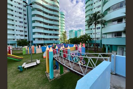 Apartamento à venda com 77m², 2 quartos e sem vagaÁrea comum - Playground