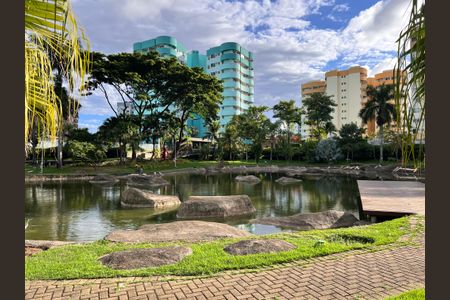 Apartamento à venda com 77m², 2 quartos e sem vagaBosque / Lago