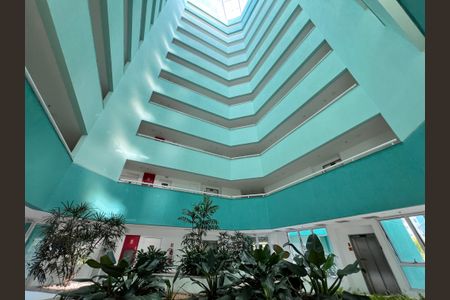 Apartamento à venda com 77m², 2 quartos e sem vagaHall de Entrada