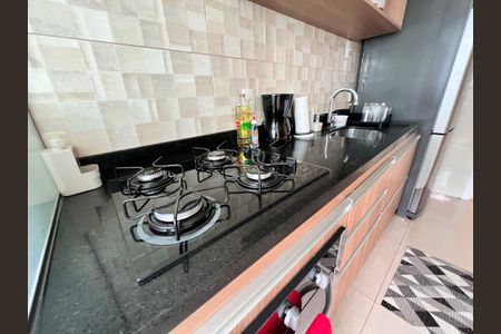 Apartamento à venda com 77m², 2 quartos e sem vagaCozinha