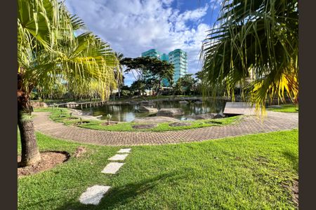 Apartamento à venda com 77m², 2 quartos e sem vagaBosque / Lago