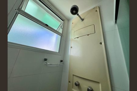 Apartamento à venda com 77m², 2 quartos e sem vagaBanheiro Suíte