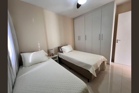 Apartamento à venda com 77m², 2 quartos e sem vagaQuarto 