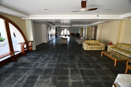 Apartamento à venda com 88m², 3 quartos e 2 vagasHall social