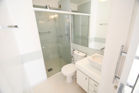 Apartamento à venda com 88m², 3 quartos e 2 vagasBanheiro Social