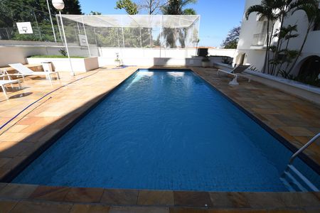 Apartamento à venda com 88m², 3 quartos e 2 vagasÁrea comum - Piscina