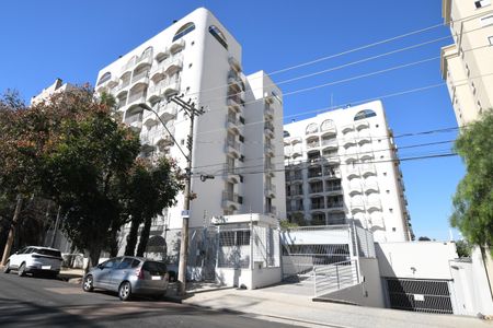 Apartamento à venda com 88m², 3 quartos e 2 vagasFachada e portaria