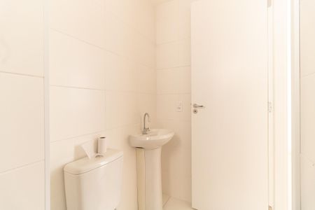 Apartamento para alugar com 43m², 2 quartos e sem vagaBanheiro