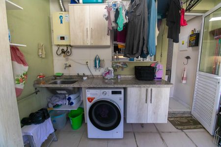 Apartamento à venda com 100m², 2 quartos e 1 vagaÁrea de Serviço