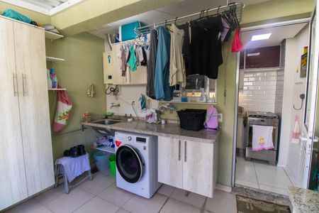 Apartamento à venda com 100m², 2 quartos e 1 vagaÁrea de Serviço