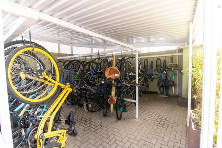 Apartamento à venda com 100m², 2 quartos e 1 vagaÁrea comum