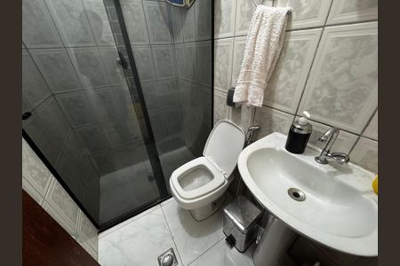 Casa à venda com 350m², 8 quartos e 2 vagas Casa à venda com 350m², 8 quartos e 2 vagasBanheiro 5