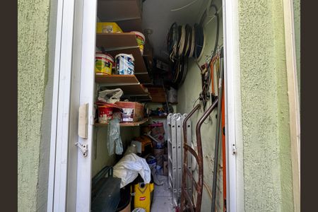 Casa à venda com 350m², 8 quartos e 2 vagas Casa à venda com 350m², 8 quartos e 2 vagasDispensa