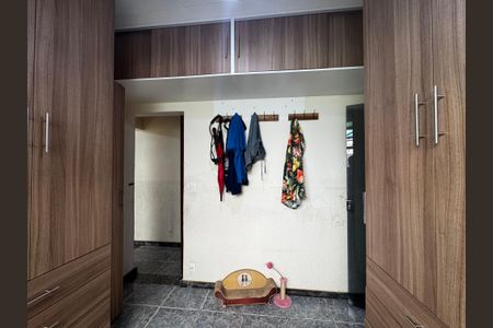 Casa à venda com 350m², 8 quartos e 2 vagas Casa à venda com 350m², 8 quartos e 2 vagasCloset - Quarto 1 - suíte master