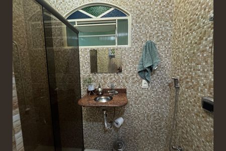 Casa à venda com 350m², 8 quartos e 2 vagas Casa à venda com 350m², 8 quartos e 2 vagasBanheiro 4