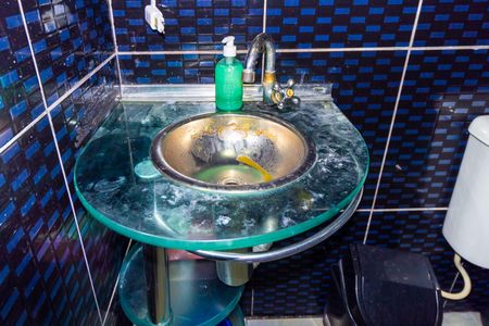 Apartamento à venda com 63m², 2 quartos e 1 vaga Apartamento à venda com 63m², 2 quartos e 1 vagaBanheiro