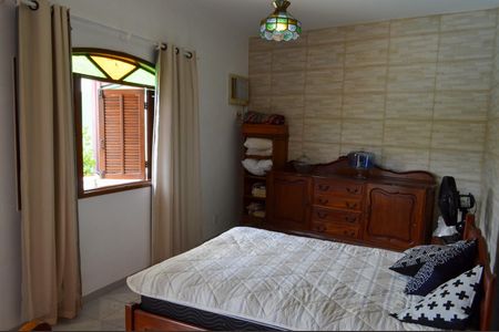 Casa à venda com 310m², 5 quartos e 4 vagasSuíte - Edicula 