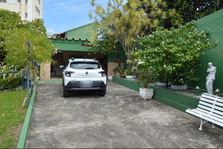 Casa à venda com 310m², 5 quartos e 4 vagasGaragem 