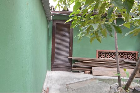 Casa à venda com 310m², 5 quartos e 4 vagasQuarto de Ferramentas 