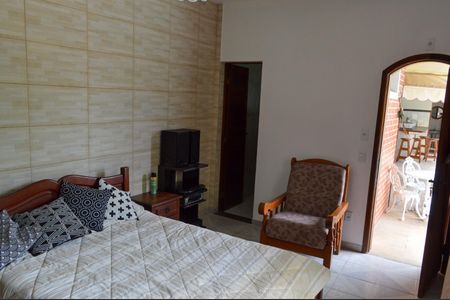 Casa à venda com 310m², 5 quartos e 4 vagasSuíte - Edicula 