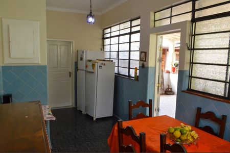 Casa à venda com 310m², 5 quartos e 4 vagasCopa