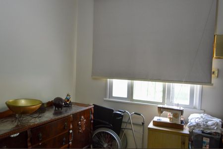 Casa à venda com 310m², 5 quartos e 4 vagasQuarto 4