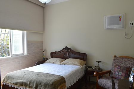 Casa à venda com 310m², 5 quartos e 4 vagasQuarto 1