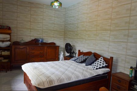 Casa à venda com 310m², 5 quartos e 4 vagasSuíte - Edicula 