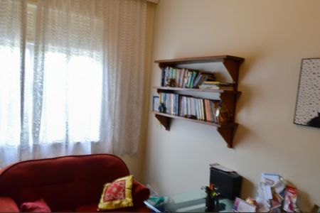 Casa à venda com 310m², 5 quartos e 4 vagasQuarto 3