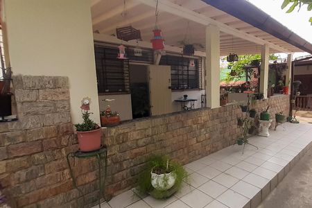 Casa à venda com 310m², 5 quartos e 4 vagasVaranda