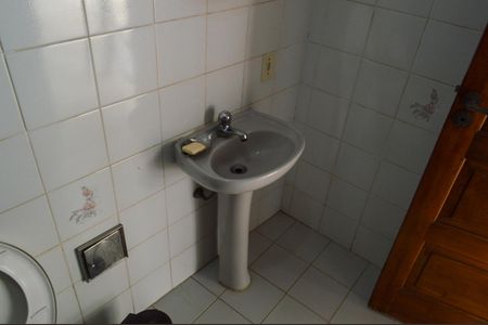 Casa à venda com 310m², 5 quartos e 4 vagasBanheiro da Área Gourmet 