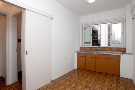 Apartamento à venda com 93m², 2 quartos e 2 vagasCozinha