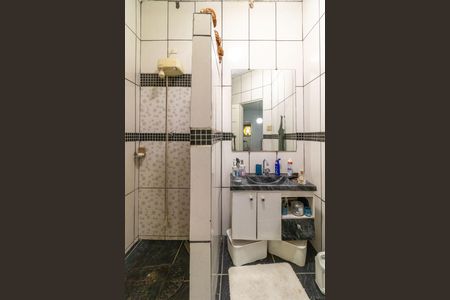 Casa à venda com 200m², 2 quartos e sem vagaBanheiro 