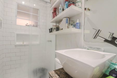 Apartamento à venda com 100m², 3 quartos e sem vagaBanheiro da Suíte