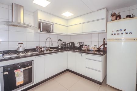 Apartamento à venda com 100m², 3 quartos e sem vagaCozinha