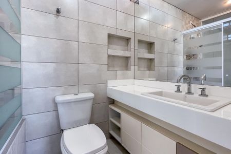 Casa de condomínio à venda com 100m², 2 quartos e 2 vagasBanheiro - Suíte