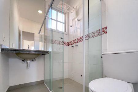 Casa de condomínio à venda com 100m², 2 quartos e 2 vagasBanheiro Social