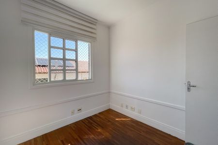 Casa de condomínio à venda com 100m², 2 quartos e 2 vagasQuarto