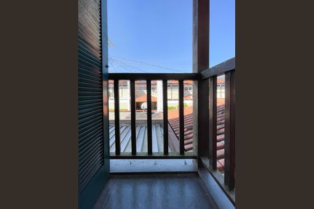 Casa de condomínio à venda com 100m², 2 quartos e 2 vagasSacada - Suíte