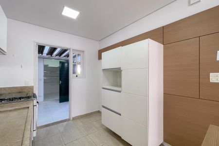 Casa de condomínio à venda com 100m², 2 quartos e 2 vagasCozinha