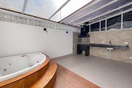 Casa de condomínio à venda com 100m², 2 quartos e 2 vagasÁrea - Churrasqueira