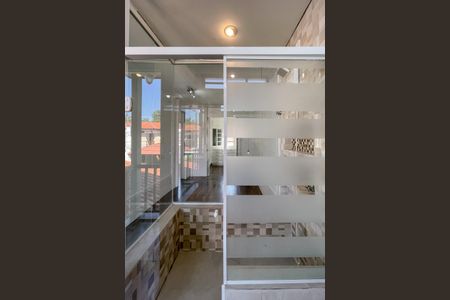 Casa de condomínio à venda com 100m², 2 quartos e 2 vagasBanheiro - Suíte