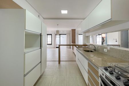 Casa de condomínio à venda com 100m², 2 quartos e 2 vagasCozinha