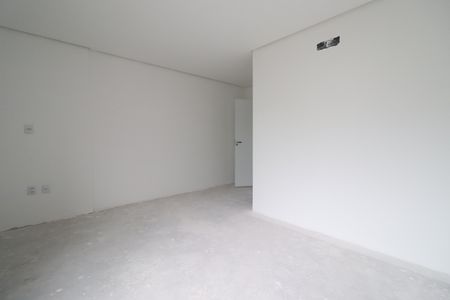 Casa de condomínio à venda com 131m², 3 quartos e 2 vagasSuíte